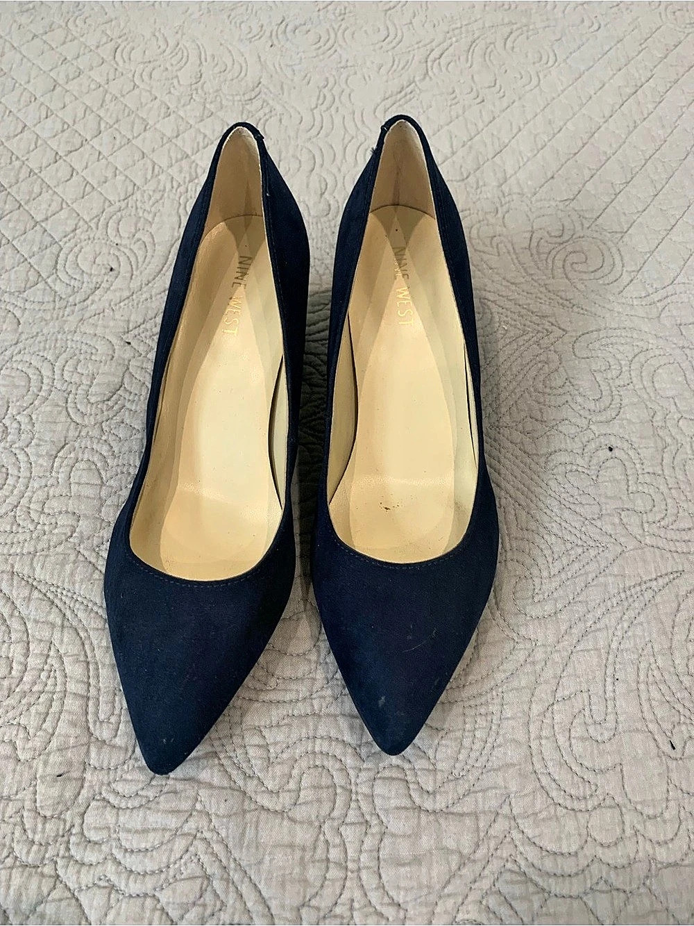 Nine West Pointed Toe Heels in Navy Blue